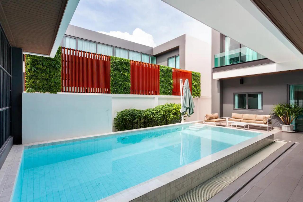 Vila Astro Deluxe 4 Bedrooms