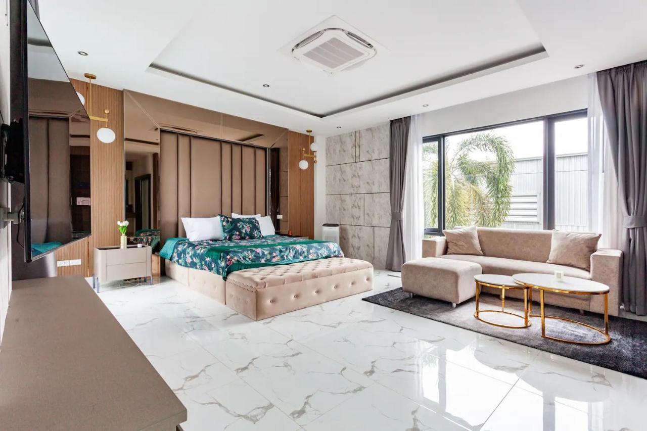 Astro Deluxe 4 Bedrooms * Nong Prue